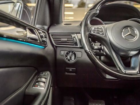 Used 2018 Mercedes-Benz GLS 450 4MATIC w/ Premium Package image 24