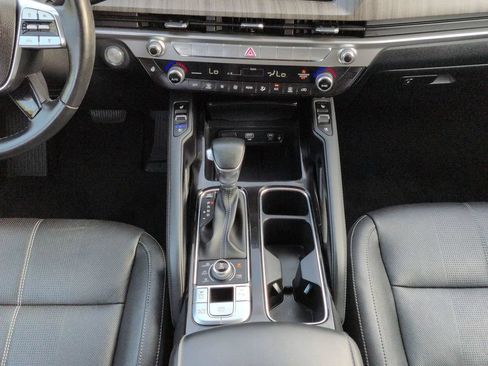 Used 2024 Kia Telluride EX AWD/4WD image 19