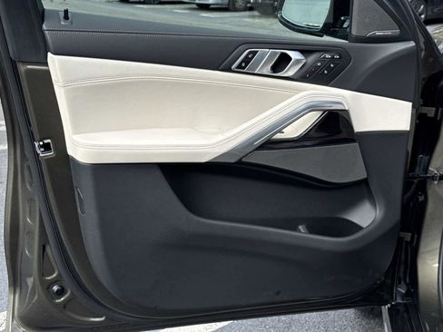 New 2026 BMW X6 xDrive40i w/ Executive Package image 20