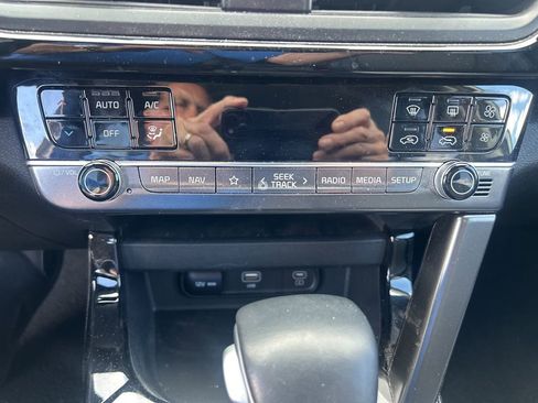 Used 2024 Kia Seltos S image 18