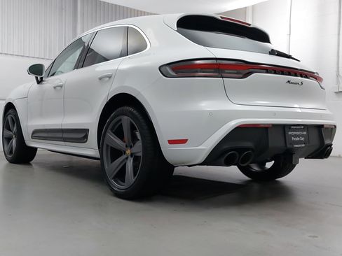 Used 2025 Porsche Macan S image 3