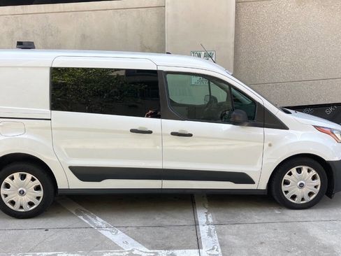 Used 2021 Ford Transit Connect XL image 4