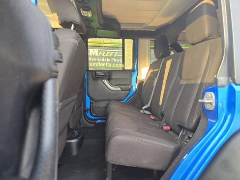 Used 2015 Jeep Wrangler Unlimited Sport w/ Quick Order Package 24S image 17