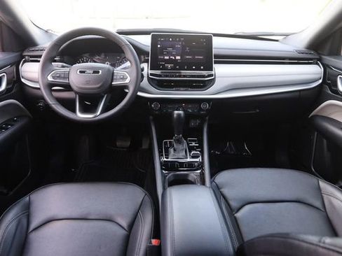 Used 2025 Jeep Compass Limited AWD/4WD image 20
