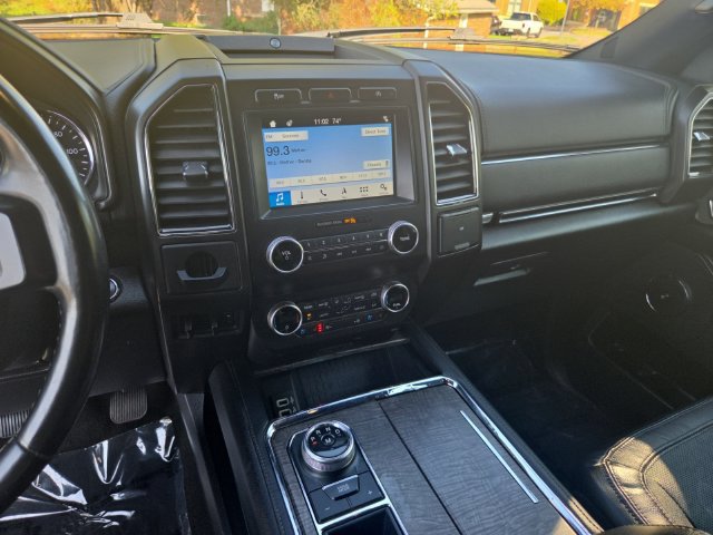 Used 2019 Ford Expedition Max Limited RWD image 15