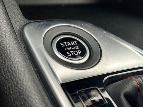 Used 2025 Nissan Sentra SR image 23