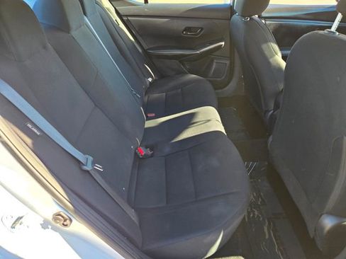 Used 2024 Nissan Sentra S image 19