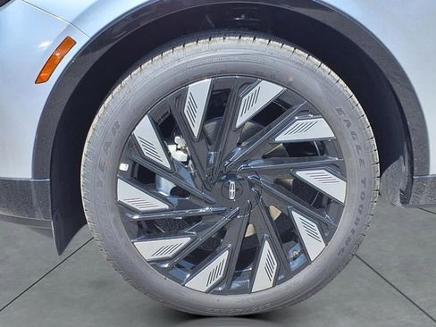 New 2025 Lincoln Nautilus Reserve w/ Jet Appearance Package image 12