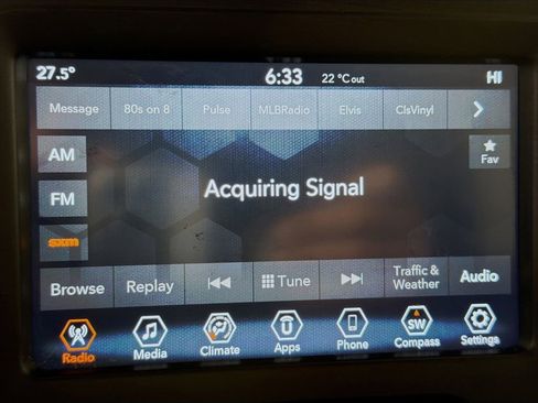 Used 2019 Jeep Renegade Latitude image 15