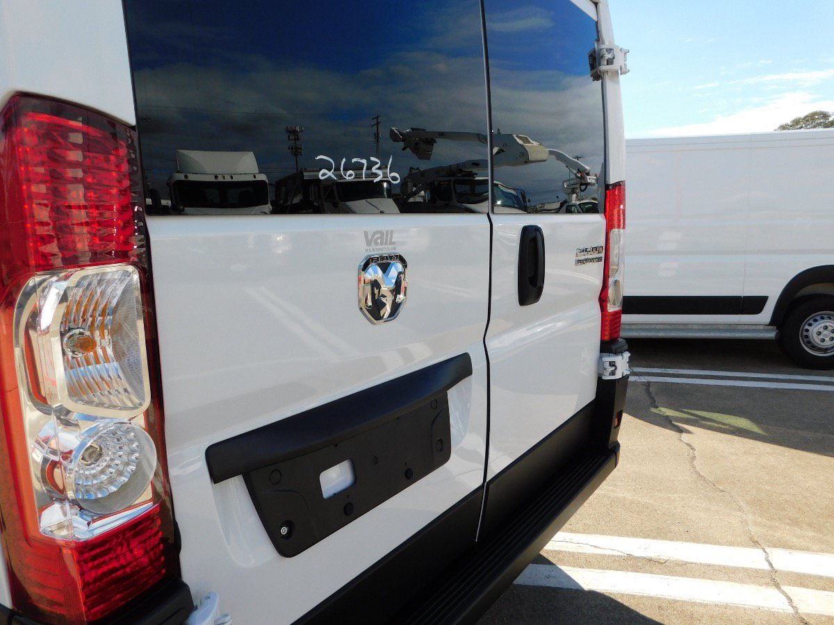 Used 2025 RAM ProMaster 2500 w/ U-Haul Equipment Group FWD image 10