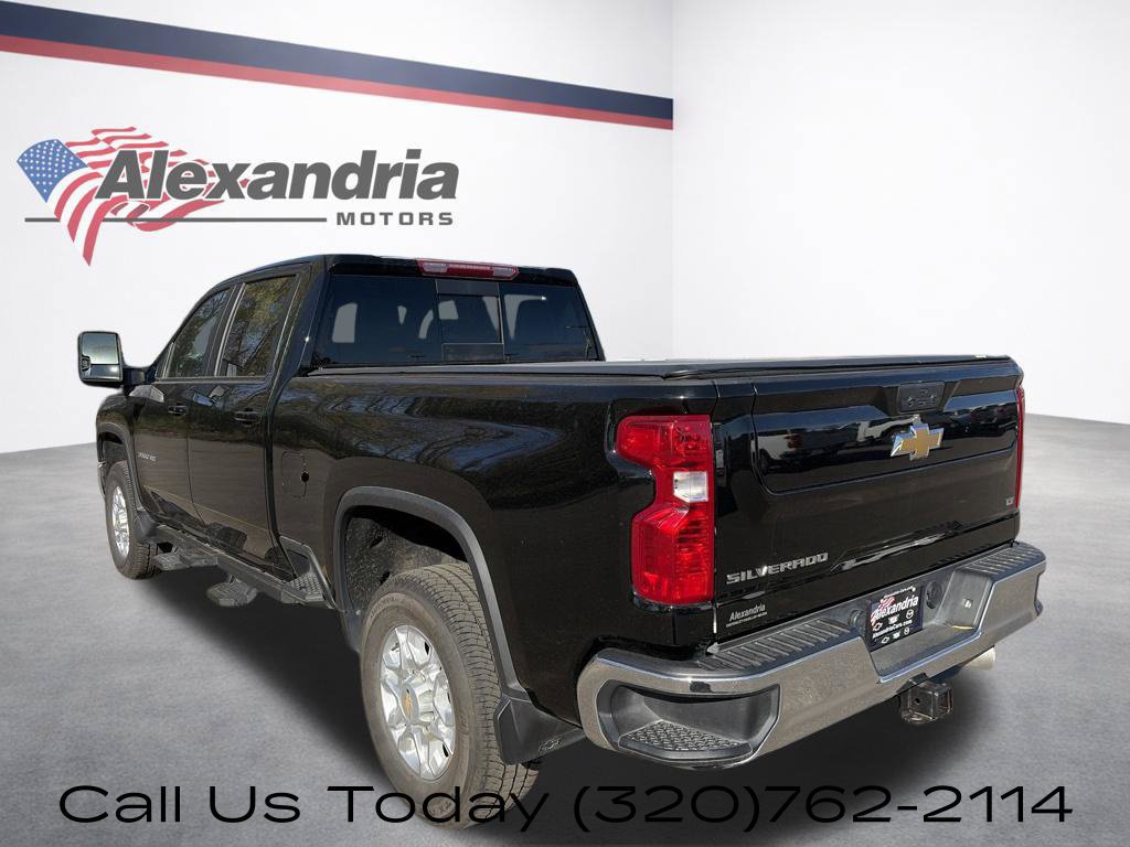 Used 2025 Chevrolet Silverado 3500 LT AWD/4WD image 9