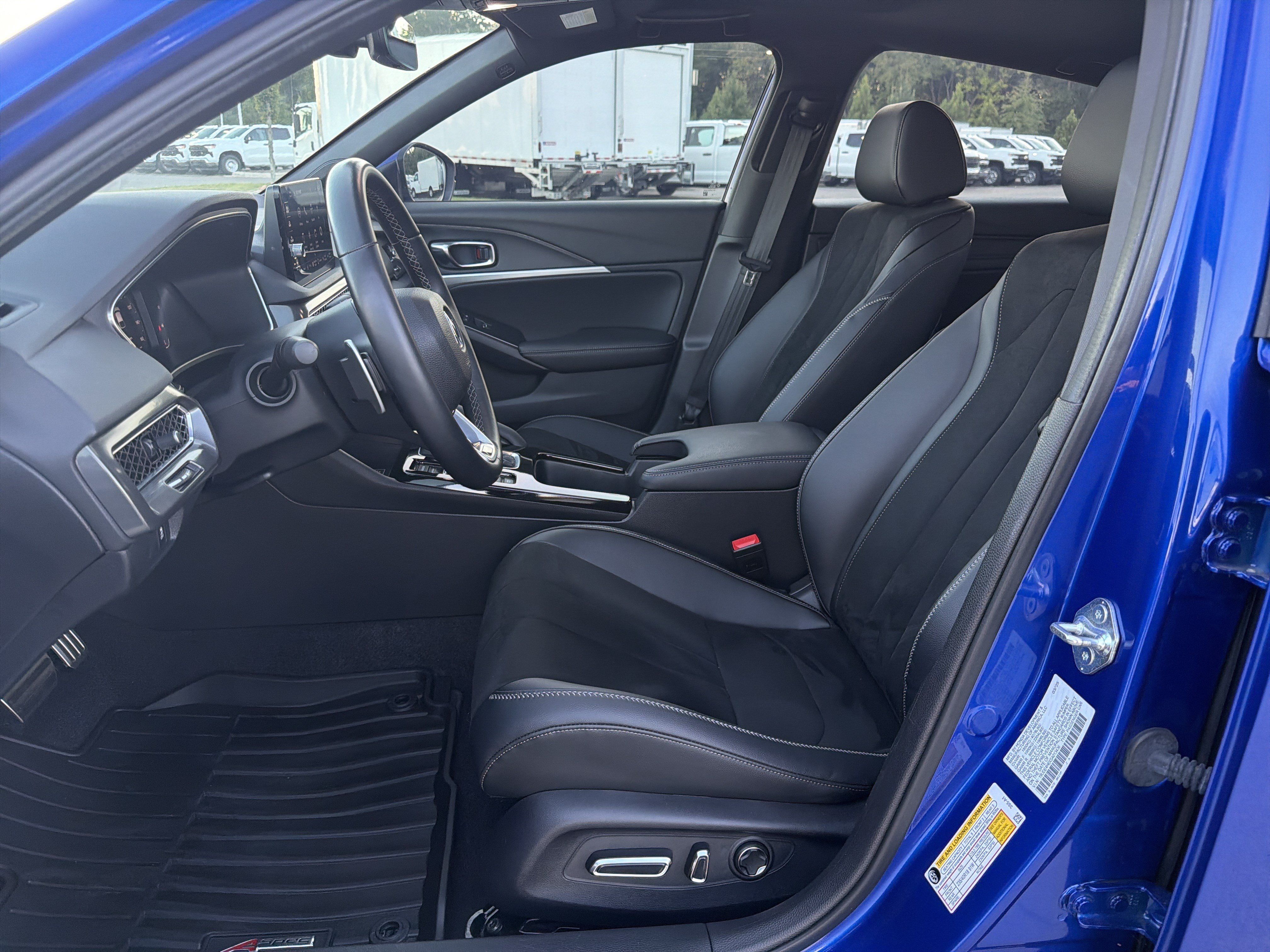 Used 2025 Acura Integra A-Spec w/ Technology Package FWD image 16
