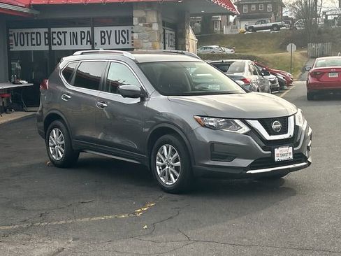 Used 2018 Nissan Rogue SV w/ Premium Package image 1