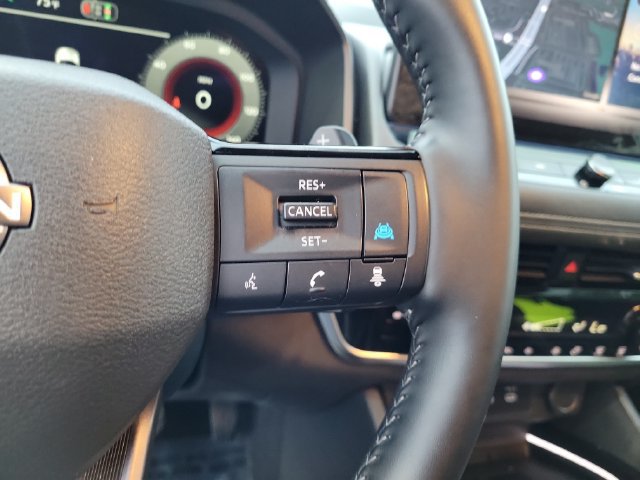 Used 2026 Nissan Rogue SL AWD/4WD image 24