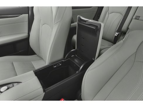 Used 2018 Lexus RX 350L Luxury w/ Accessory Package image 9