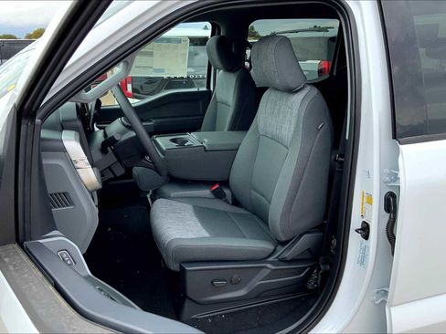 New 2026 Ford F250 XLT w/ FX4 Off-Road Package image 9