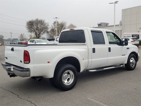 Used 2001 Ford F350 XLT image 3