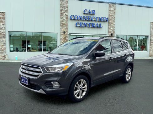 Used 2018 Ford Escape SE w/ Ford Safe & Smart Package AWD/4WD image 1