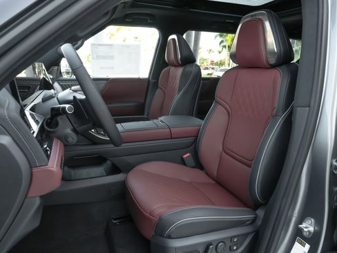 New 2026 INFINITI QX80 Autograph AWD/4WD image 8