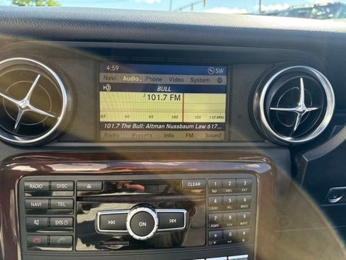 Used 2012 Mercedes-Benz SLK 350 image 23