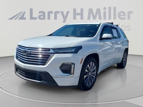 Used 2022 Chevrolet Traverse Premier AWD/4WD image 1