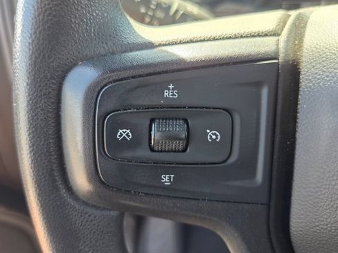 Used 2022 Chevrolet Silverado 1500 Custom RWD image 19