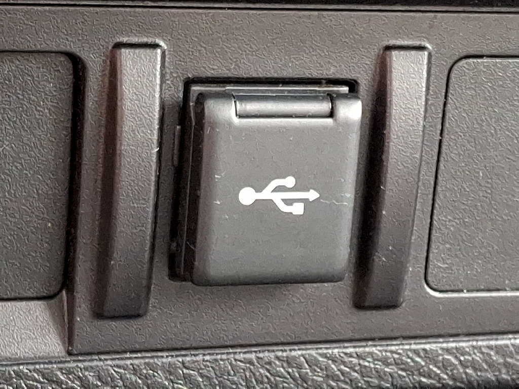 Used 2022 Toyota Tacoma SR RWD image 23