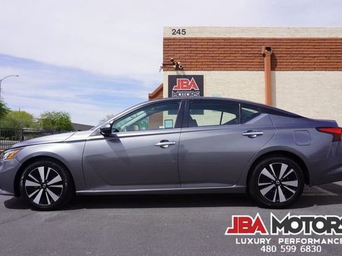 Used 2021 Nissan Altima 2.5 SV FWD image 19