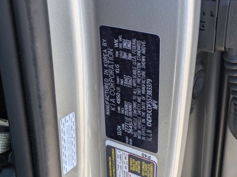 Used 2025 Kia Sportage LX image 31