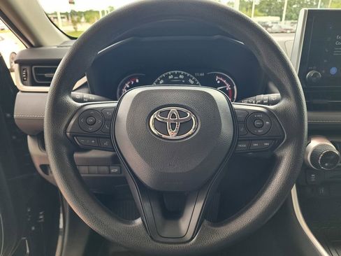 Used 2025 Toyota RAV4 XLE w/ Convenience Package FWD image 18