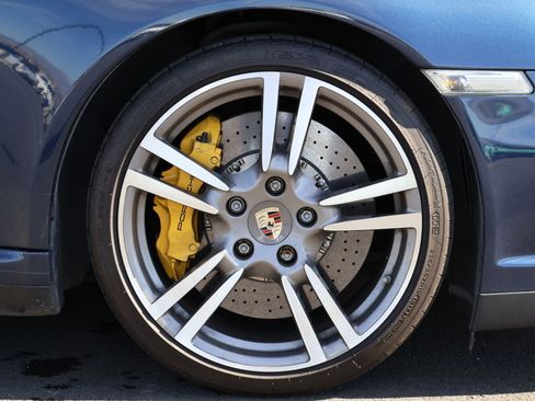 Used 2011 Porsche 911 Turbo S image 30
