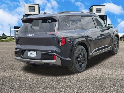 New 2026 Kia EV9 Land image 5