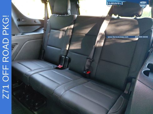 Used 2022 Chevrolet Tahoe Z71 w/ Z71 Off-Road Package AWD/4WD image 21