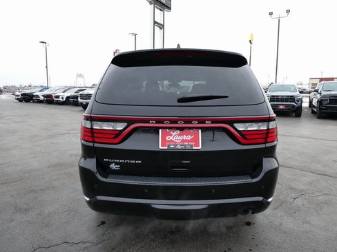 Used 2022 Dodge Durango SXT w/ Trailer Tow Group IV image 6