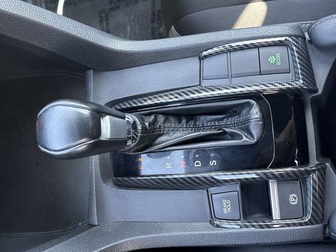 Used 2020 Honda Civic Sport image 19