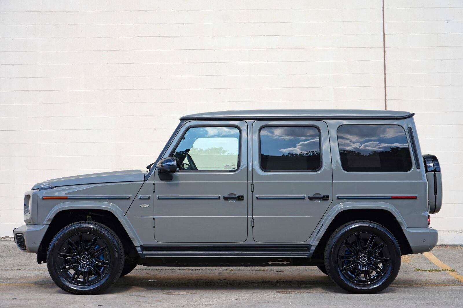 Used 2025 Mercedes-Benz G 580 w/ EQ Technology image 9