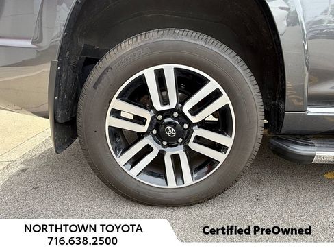 Used 2023 Toyota 4Runner Limited AWD/4WD image 9