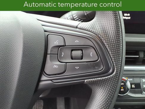 Certified 2024 Buick Envista Preferred w/ Advanced Safety Package image 20