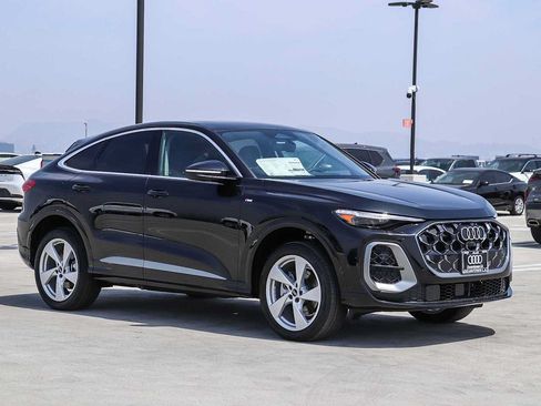 New 2026 Audi Q5 Premium Plus AWD/4WD image 3