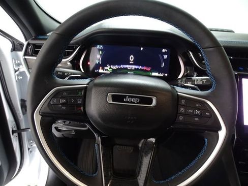 Certified 2023 Jeep Grand Cherokee Trailhawk w/ Advanced Protech Group II AWD/4WD image 6