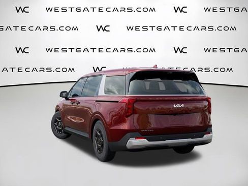 New 2026 Kia Carnival FWD image 5