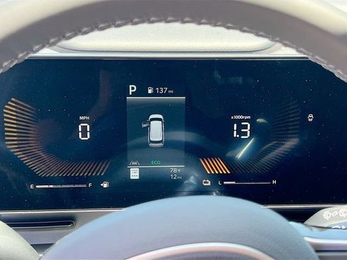 New 2026 Kia Carnival EX FWD image 12