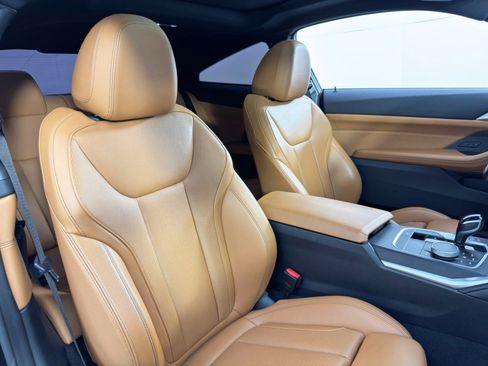 Used 2022 BMW M440i Coupe w/ Premium Package image 34