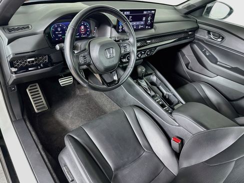 Used 2023 Honda Accord Sport image 8