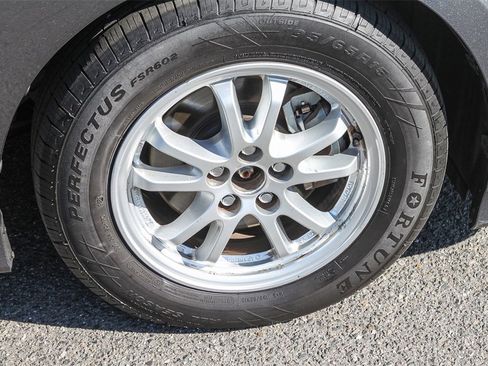 Used 2021 Toyota Prius Prime XLE image 14