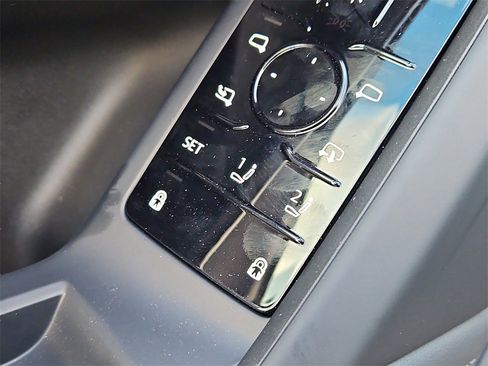 New 2025 Audi Q5 Premium Plus image 14