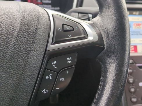 Used 2018 Ford Fusion Titanium image 26