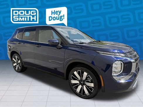 New 2026 Mitsubishi Outlander SE AWD/4WD image 5