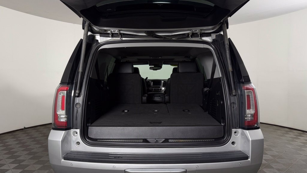 Used 2020 GMC Yukon SLT AWD/4WD image 13
