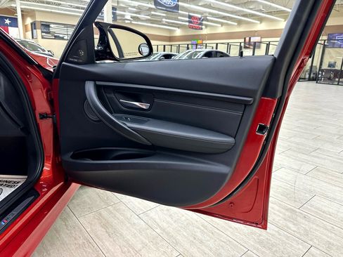 Used 2018 BMW M3 image 43